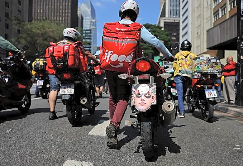 Brazil launches subsidized motorcycle credit program for app-based delivery drivers