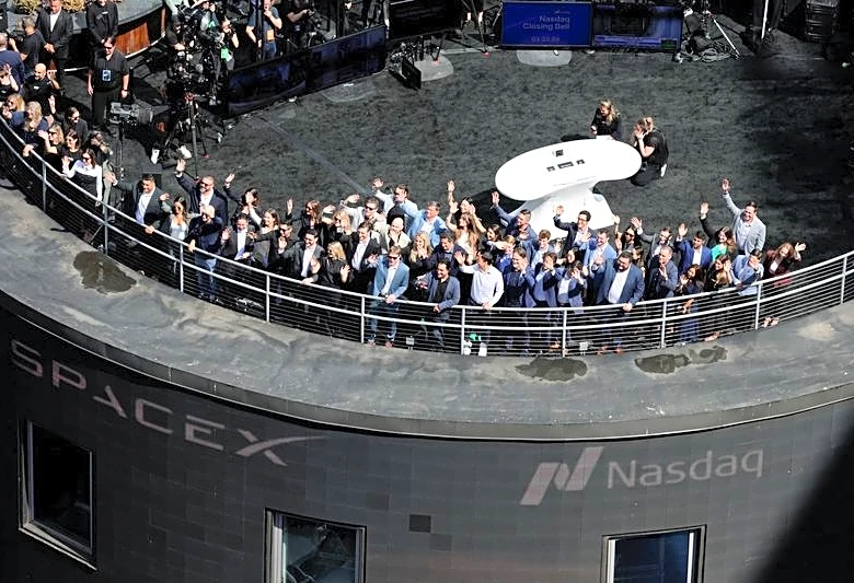 Dom Perignon, moon pies and fortunes flow as Wall Street feted SpaceX's historic IPO