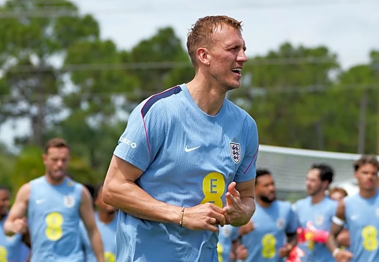 Soccer-Burn has eye on title despite England's long wait to win World Cup