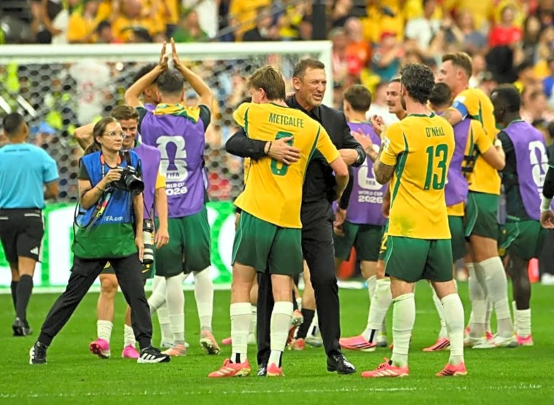 Soccer-Australia stun Turkey with defensive masterclass at World Cup