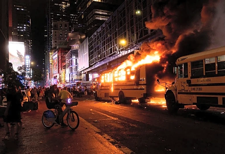 World Cup bus set alight as chaotic celebrations erupt in Manhattan after Knicks win