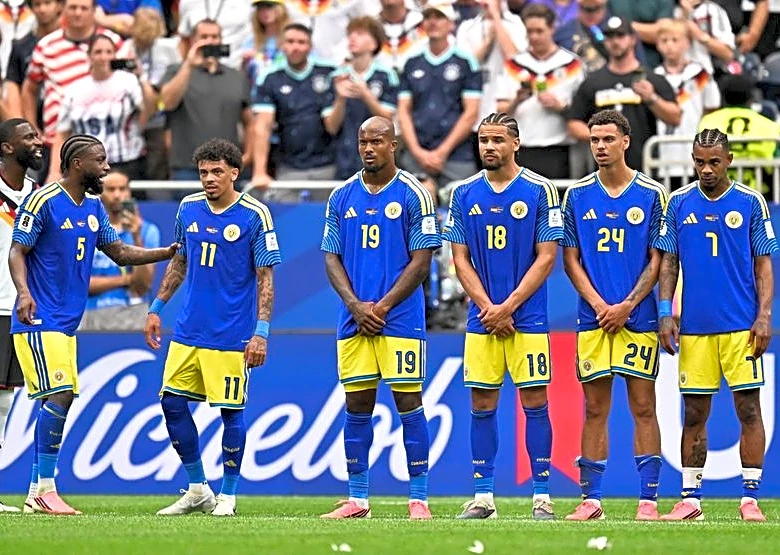 Soccer-Curacao can still enjoy beautiful World Cup, says Advocaat