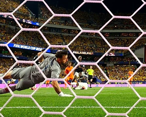 Soccer-Fae hails Ivory Coast's World Cup intent after late Amad winner sinks Ecuador