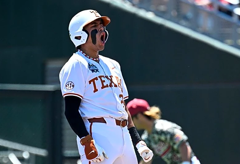 Texas' Adrian Rodriguez hits for cycle, drives in seven to bounce Alabama