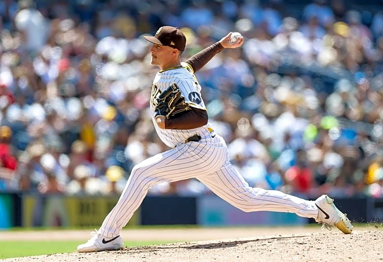 MLB suspends Padres RHP Ron Marinaccio 3 games for intentional HBP