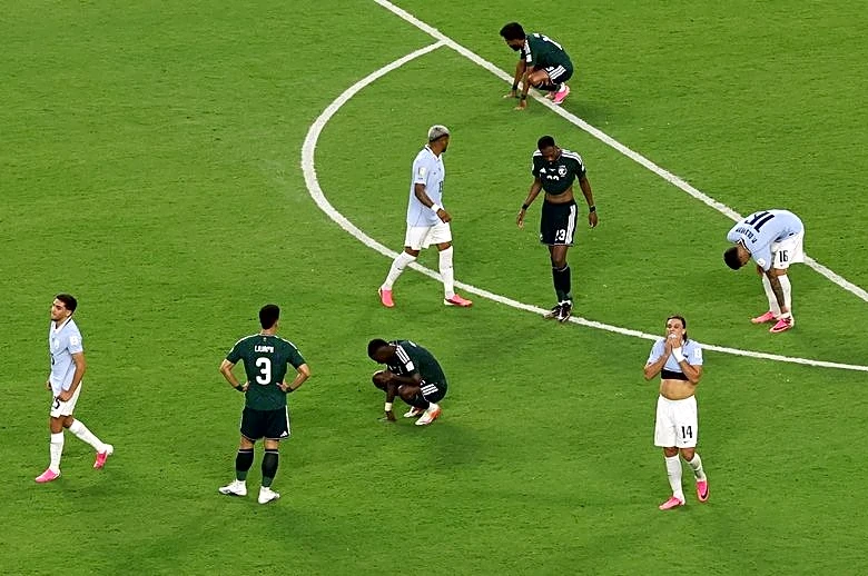 Soccer-Saudi coach Donis laments lack of time with squad after Uruguay fightback