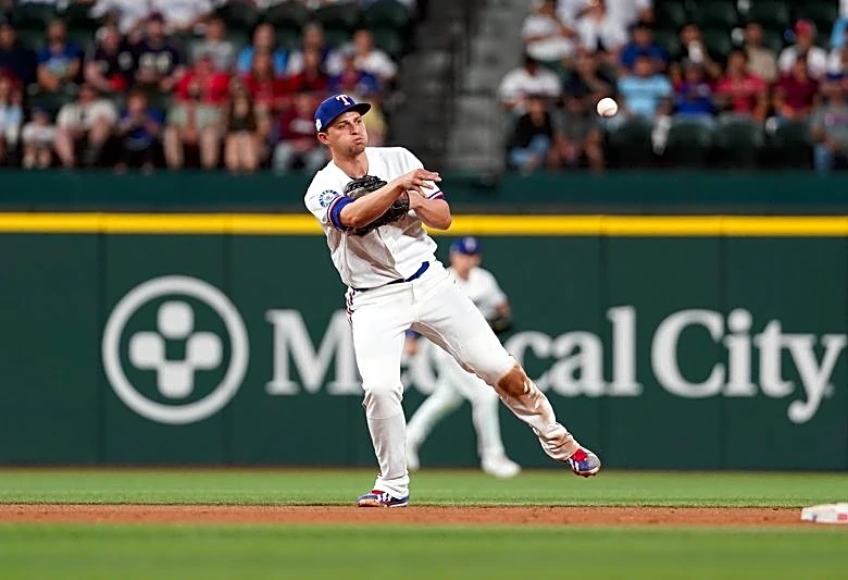 Rangers place SS Corey Seager on 7-day concussion IL