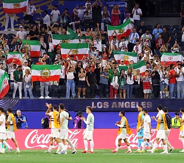Soccer-Boos, cheers and a draw: Iran's World Cup opener reflects deep divisions