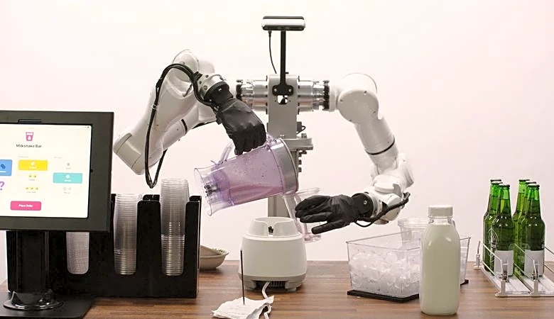 French startup bets on non-humanoid design in crowded AI robot race