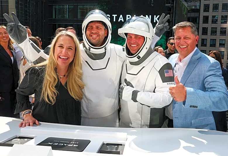 SpaceX options debut in record volume, signaling strong investor interest