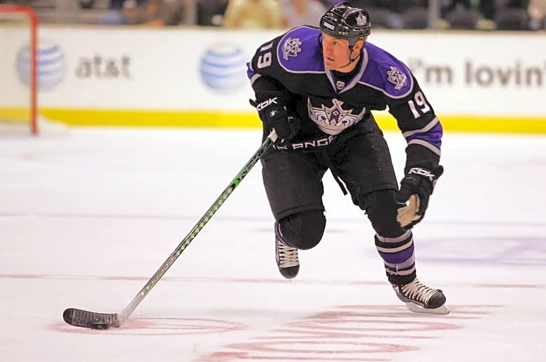 Former Blackhawks F Kyle Calder dies at 47