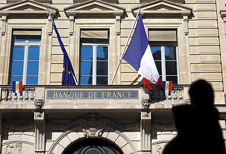 French central bank cuts economic growth outlook as energy prices bite
