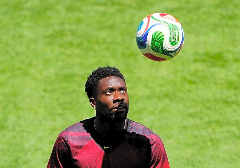 Soccer-Doubts remain over Davies as Canada prepare for Qatar match