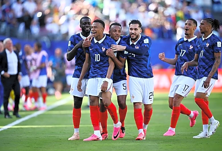 Soccer-France's World Cup hopes may hinge on attack outweighing defensive flaws