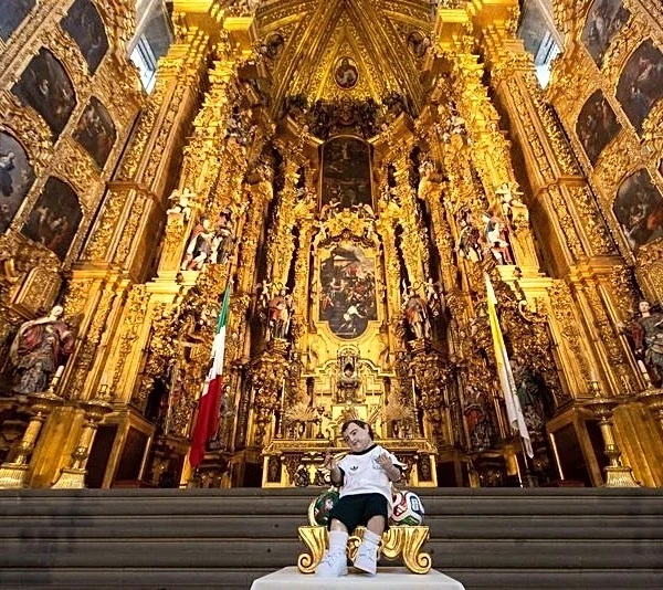 Soccer-Praying for a World Cup miracle? Fans flock to baby Jesus in Mexico kit