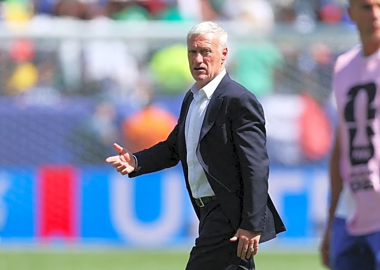Soccer-Deschamps issues blunt halftime words to spark France win over Senegal