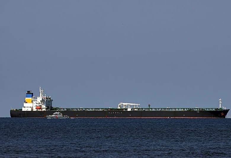 US quietly allows waiver on Russian oil to expire