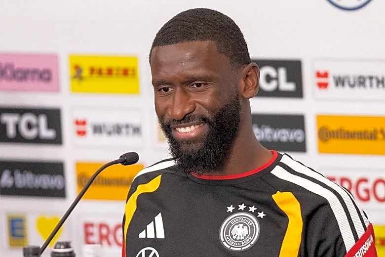 Soccer-Germany's Ruediger happy with bogeyman image, says any publicity is good publicity
