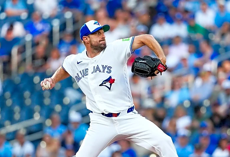 Blue Jays send RHP Max Scherzer back to IL with back spasms