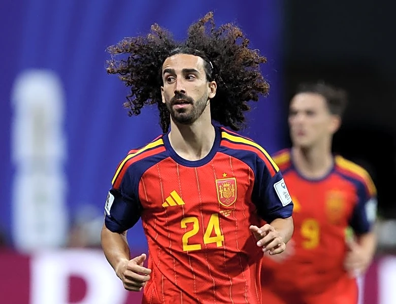 Soccer-Cape Verde draw a wake-up call for Spain, says Cucurella