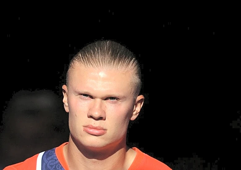 Soccer-Haaland goes under the radar in New York City