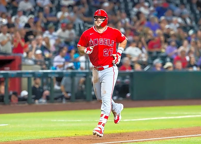 Angels OF Mike Trout (hamstring) runs into misfortune, placed on IL