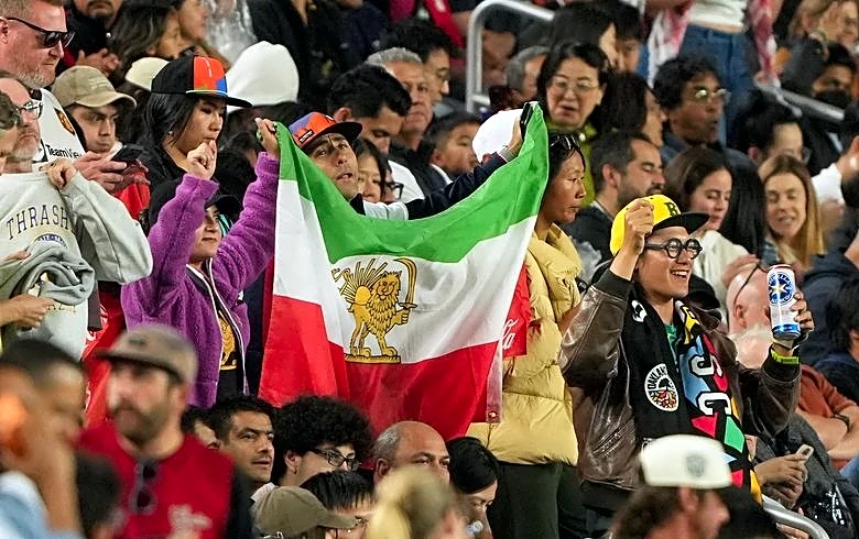 Soccer-Iran to lodge FIFA complaint over World Cup travel restrictions