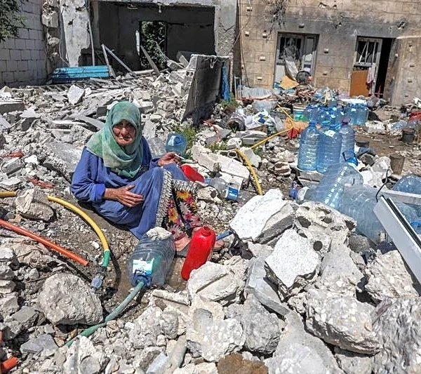 Lebanese villagers return to find homes in ruins