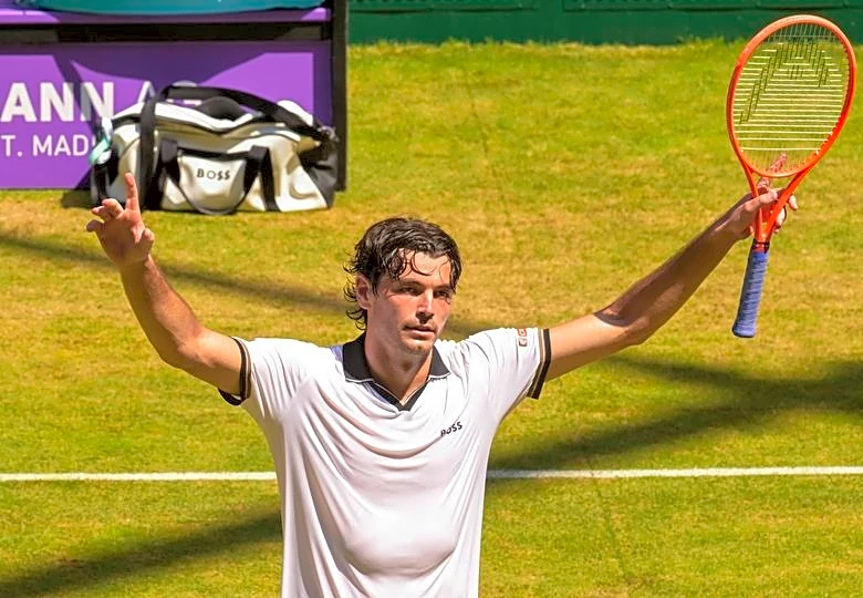 Tennis-Fritz rallies past Zverev to set up all-American Halle final with Tiafoe