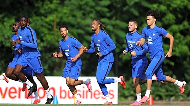 Soccer-France may tweak, not tinker, as Iraq World Cup test looms