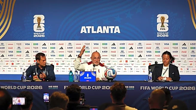 Soccer-Spain living in a bubble but motivated by criticism, says De la Fuente