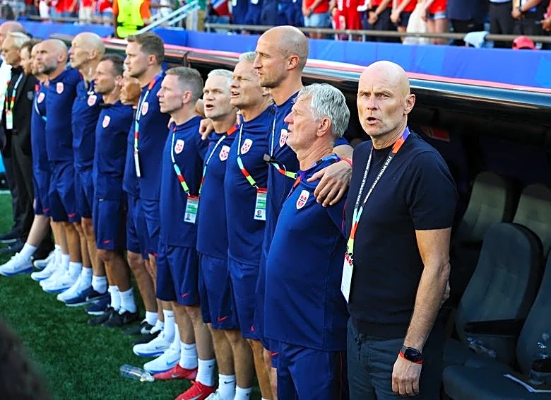 Soccer-Solbakken dismisses near-certain forecast for Norway’s World Cup knockout hopes