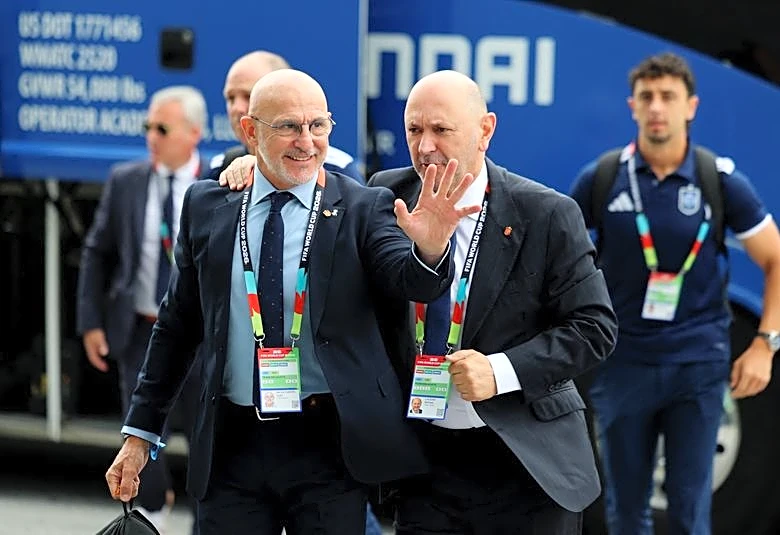 Soccer-Spain boss calls critics 'crazy' after Saudi Arabia rout silences doubters
