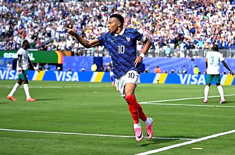 Soccer-More offensive than 2018 and 2022, says Mbappe of France's latest vintage