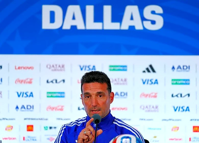 Soccer-Scaloni mulling hydration break impact ahead of Austria clash