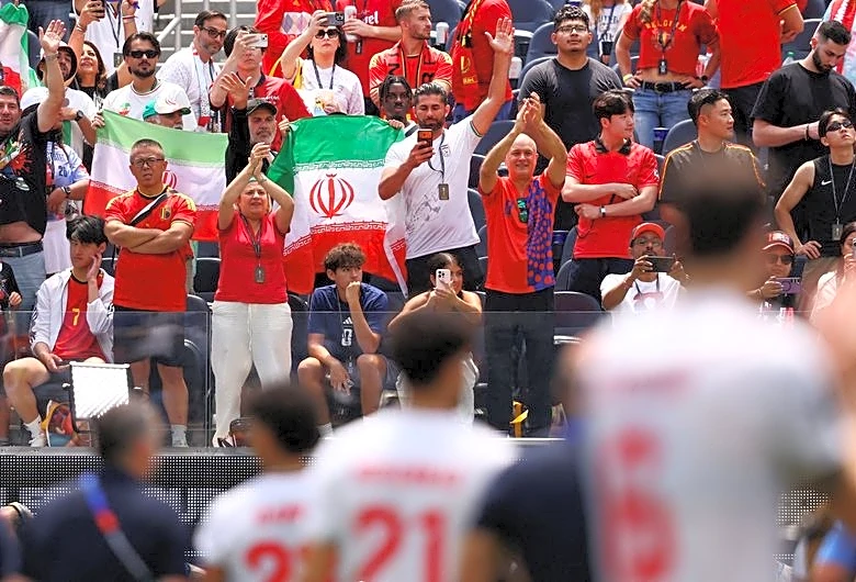 Soccer-Iran leave note of thanks in LA locker room after draw with Belgium