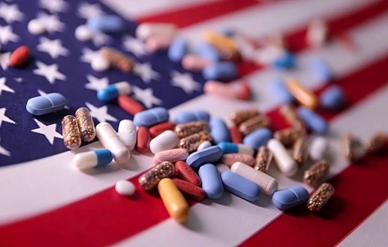 Factbox-Major deals involving US drugmakers and biotechs over the past decade
