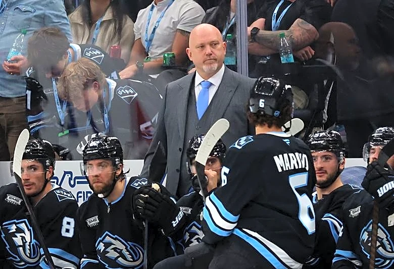 Mammoth sign coach Andre Tourigny to new contract