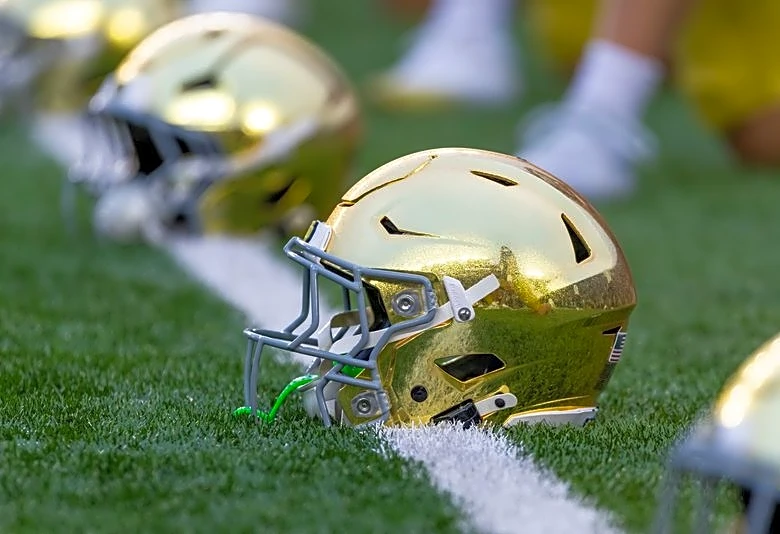 4-star WR Julius Jones Jr. makes legacy pledge to Notre Dame