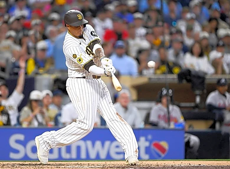 Manny Machado homers for game's only run as Padres top Braves, 1-0