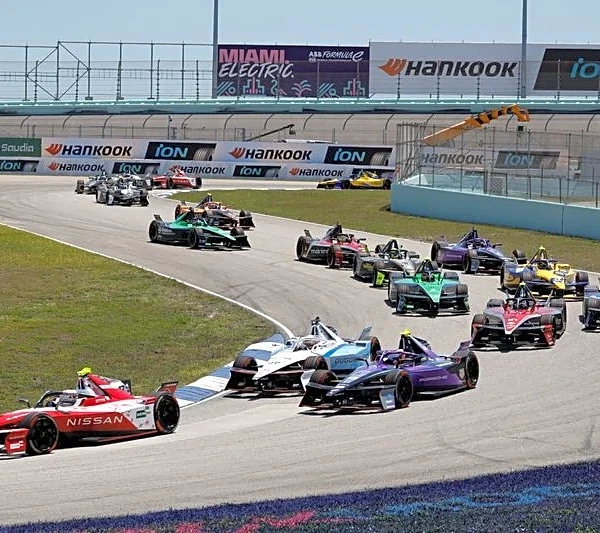 Motor racing-Formula E to introduce 'unleashed' format for new era