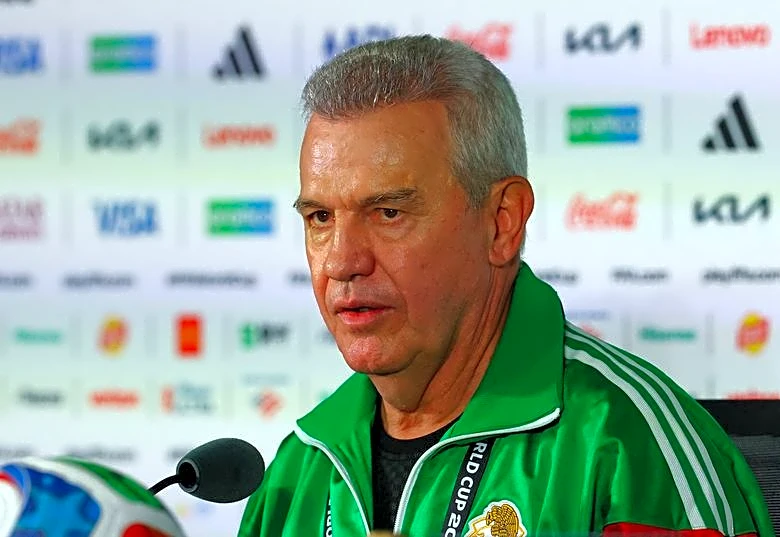 Soccer-Coach Aguirre unsatisfied with Mexico's performance despite perfect World Cup start