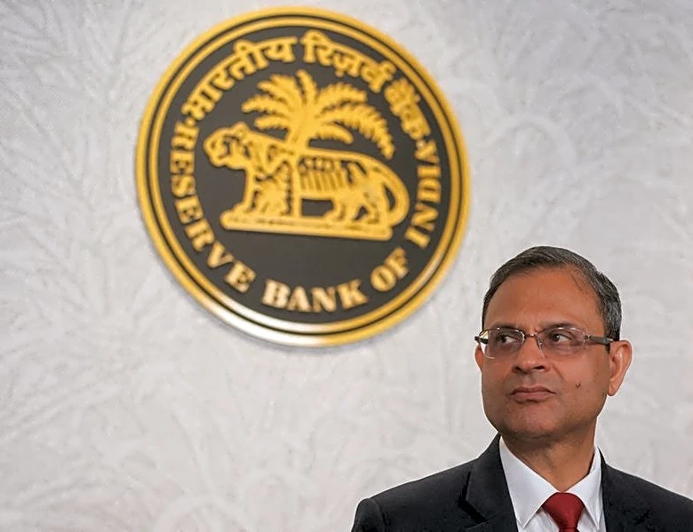 Premature to talk about rate hikes, India cenbank chief tells ET Now