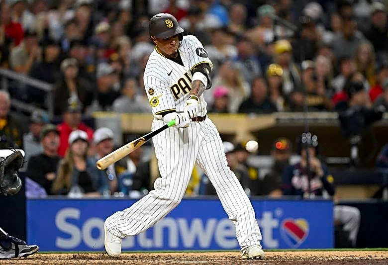 Padres edge Braves on Manny Machado's 10th-inning single