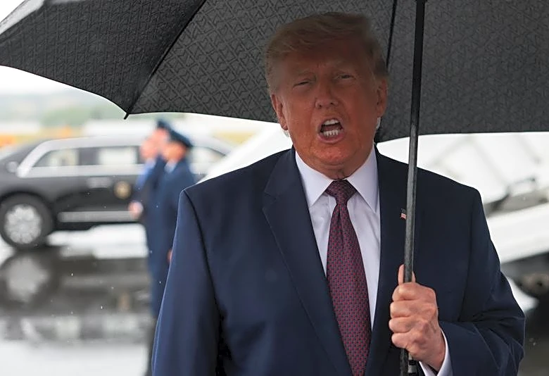 Trump cancels signing of bipartisan US housing bill