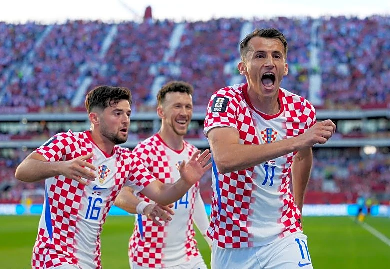 Soccer-Goal fest unlikely as Croatia and Ghana plot path to last 32