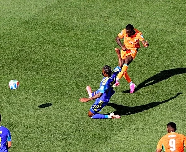 Soccer-Pepe's double against Curacao sees Ivory Coast striker come out of the cold