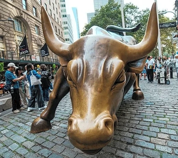 Jobs data, rate bets in focus as US stocks close solid first half