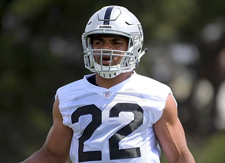 Parents allege excessive force in death of ex-RB Doug Martin