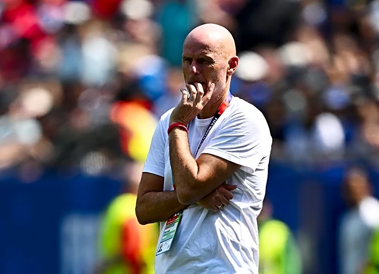 Soccer-France too fast for second-string Norway says coach Solbakken